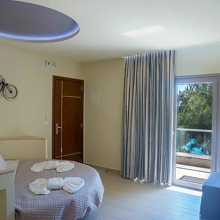 Studios Nautilus Potos