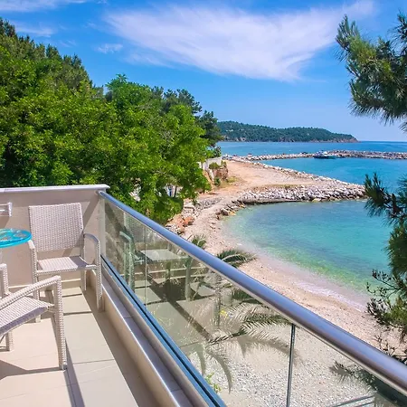 Studios Nautilus Lejlighed Potos